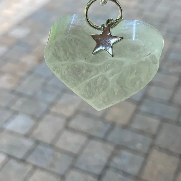 Keychain - Picture 2 of 8